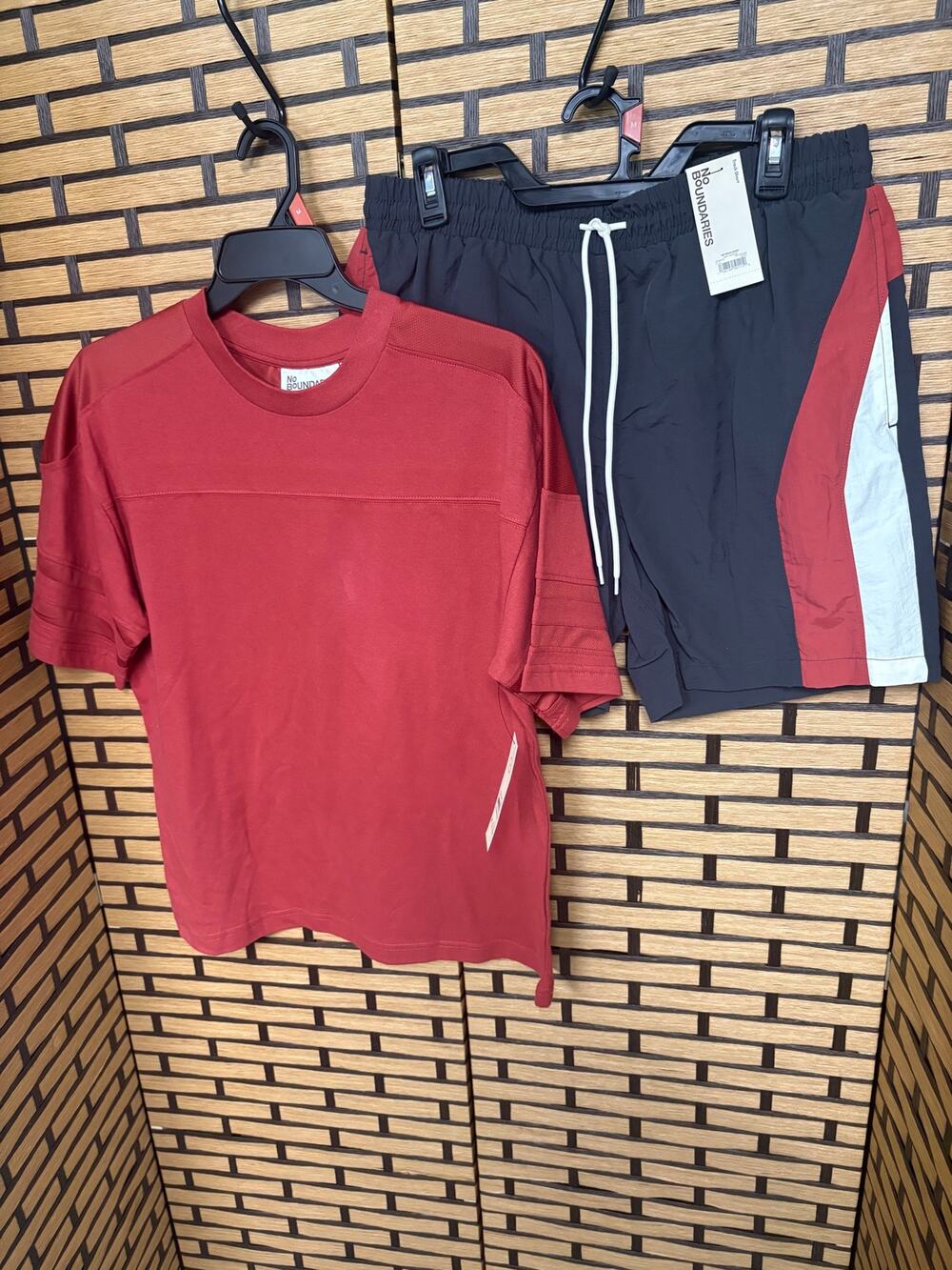 No Boundaries Gray And Burgundy Outfit Size Medium